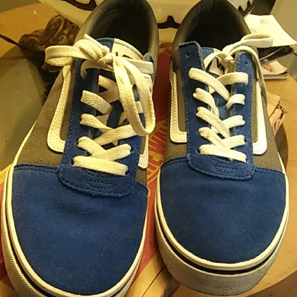 vans
